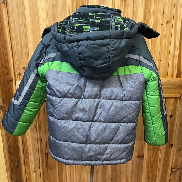 London fog boys puffer jacket - Picture 3 of 8